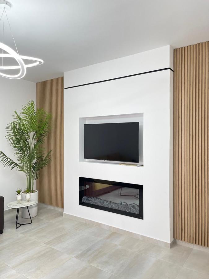 Lungomare Luxury Sea View Apartaments Vlorë Εξωτερικό φωτογραφία
