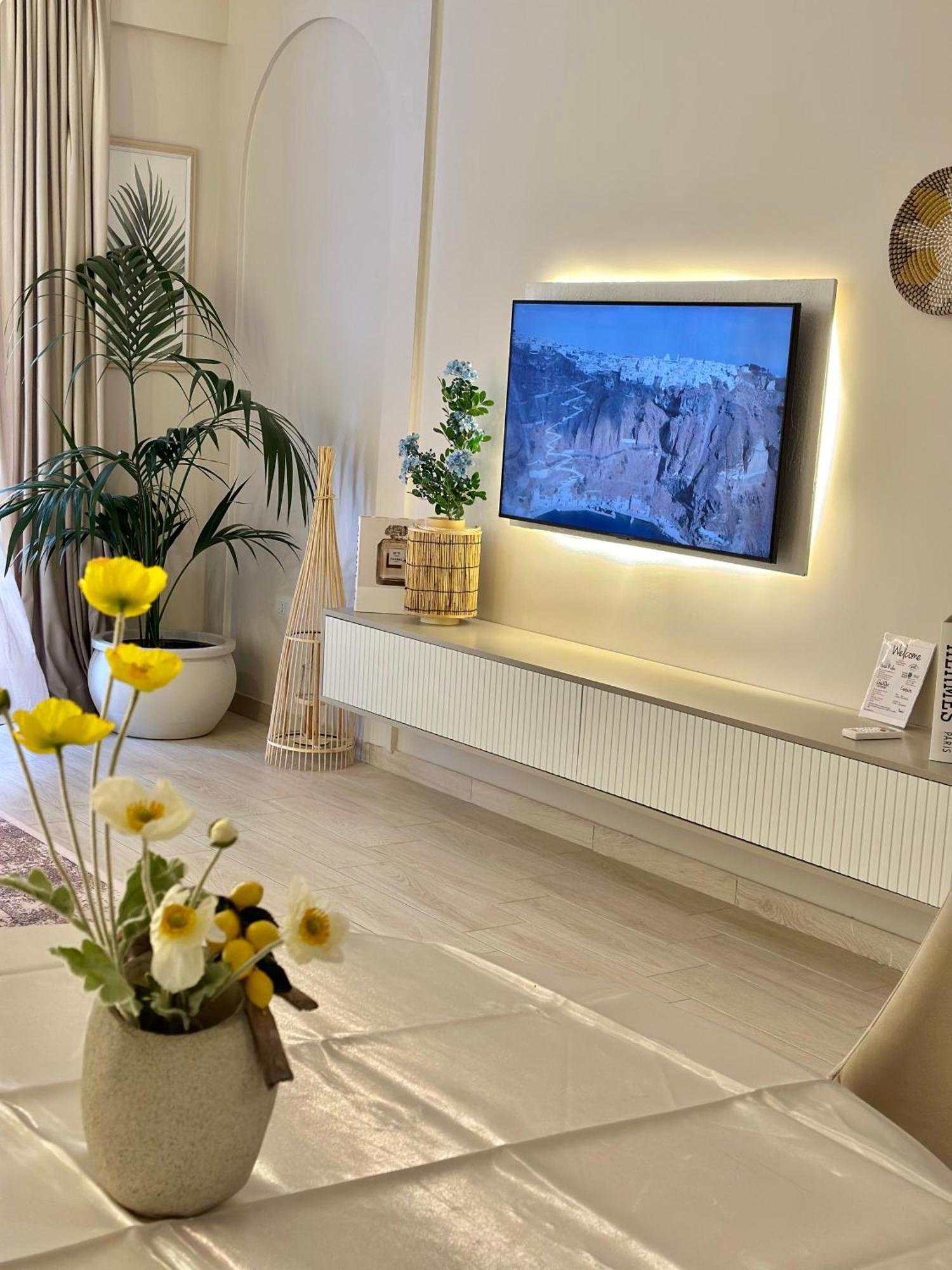 Lungomare Luxury Sea View Apartaments Vlorë Εξωτερικό φωτογραφία